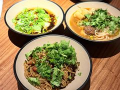 -新盈光·云会所(百丈东路店)
