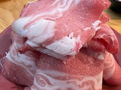 -洞庭洲·防空洞火锅·烧烤·铜锅涮肉(新百广场店)