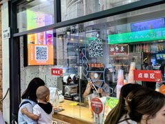 -CoCo都可(八达商城店)