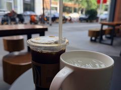 -星巴克臻选(广州高德置地秋广场店)