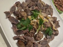 -黄B湛江鸡饭店(粤垦路店)