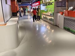 -第5大道精品休闲购物广场
