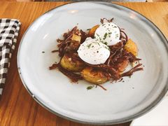 -ROAST coffee & eatery