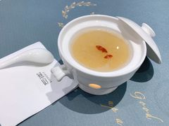 招牌雪梨燕窝-燕庭·纯燕窝·甜品下午茶(南京西路店)