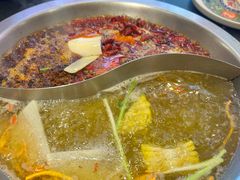 -沸炉重庆老火锅(军事博物馆店)