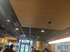 -麦当劳(友谊路得来速店)