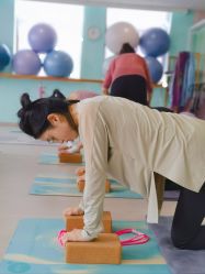 -爱尔乐美孕产瑜伽·普拉提