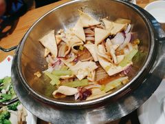 -秦香阁·西北家常菜(徐汇日月光中心店)