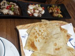 -东来菜馆•手抓海鲜家常菜•海鲜锅贴(鸽子窝店)