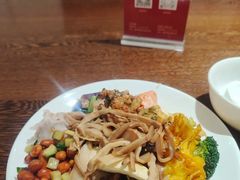 -善和缘素食自助餐厅(浦西万达店)