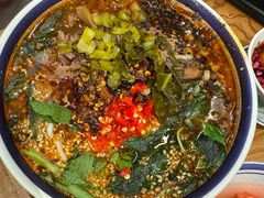 -云阿蛮云南生烫牛肉米线(奉贤路店)