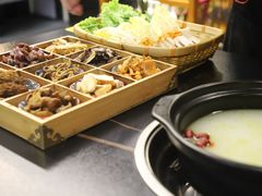 -野菌皇海景野生菌火锅(滨海大道店)