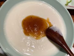 酸奶小凉糕配无花果-驿楼兰·新疆菜(火车站店)