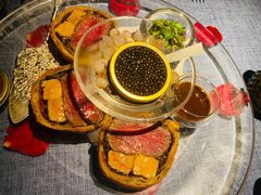 惠灵顿牛排-弦月窗LUNETTE BY AMANDA(复兴路店)