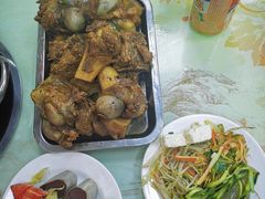 -荣吉招牌自助骨头锅(顾乡店)