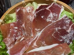 -阿婆情腊排骨火锅·野生菌季(古城旗舰店)