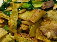 -黄泥岗·地道湖北菜(奥特莱斯店)