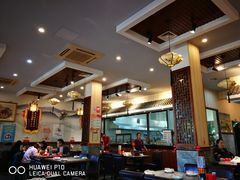 大堂-华盛园卷子王农家菜水库鱼