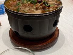 干锅肥肠-万荣烤鸭店·北京菜(天坛店)