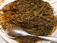 葱烤鸦片鱼头-新吉士·上海菜(浦东LCM置汇旭辉店)