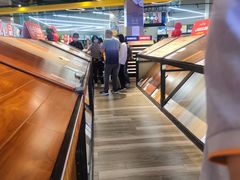 -百安居装修建材卖场(南山店)