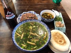水盆牛肉-子午路张记肉夹馍(兵马俑店)