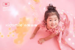-小鬼当佳儿童摄影(河北保定店)