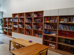 -婴智贝佳蒙特梭利早教托育中心(杨浦店)