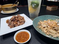 老济南肉皮冻-魁盛居百年鲁菜馆(县西巷店)