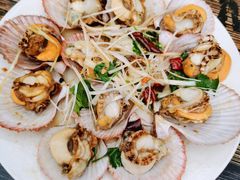 油泼扇贝-1910老鲁味海鲜·戳子肉·青岛菜(金沙滩店)