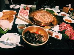 -猪啊牛呀羊啊铜盘烤肉(正大广场店)