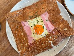 鸡蛋蘑菇熏肉荞麦可丽饼-RAC BAR(安福路店)