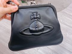 -Vivienne Westwood(上海来福士广场店)