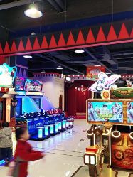 -哈尼鹿儿童乐园(长沙梅溪湖步步高店)