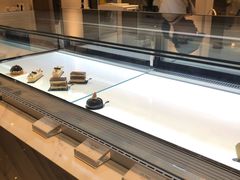 -Fridi Patisserie Cafe