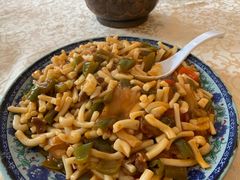 -维吾尔餐厅(宜山路店)