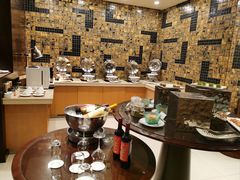 -上海浦东康桥绿地假日酒店