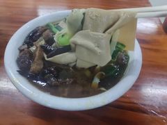 加肉板面-老管板面(旭安园店)