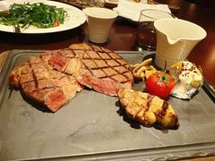 -恰餐厅及酒吧 CHAR Bar & Grill (北京丽都皇冠假日店)