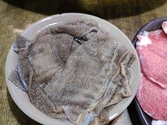 -渝嘴小老弟老火锅(华新村店)