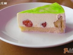 草莓飞泻-榖屋house of flour(张江首店)