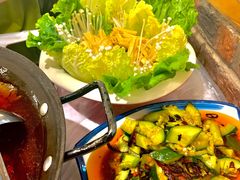 -霄汉牛三鲜湖北砂锅菜(万松园2店)
