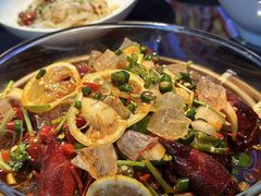-川流不息·地道川菜·小龙虾(新松江路店)