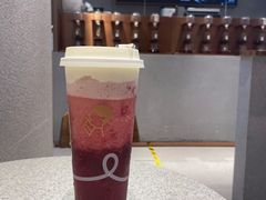 -喜茶(北京华贸购物中心店)