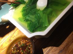 沾水苦菜汤-云之南(八里庄店)