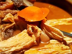 开煲东山羊-千百味红餐厅·江西菜(绿地双子塔店)