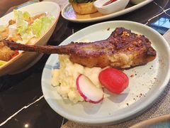 -DEEP·深美式餐吧(五棵松华熙LIVE店)