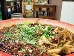 麻辣水煮蛙-江湖黑大兔(杨家坪店)