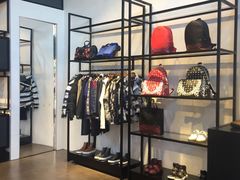 -MCM(比斯特上海购物村店)
