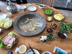 -七采菌园·石锅鱼野生菌火锅(环城北路店)